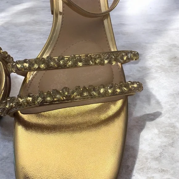 Jewel Badgley Mischka Gold Crystal-Strap Block Heel Sandals - Picture 4 of 5